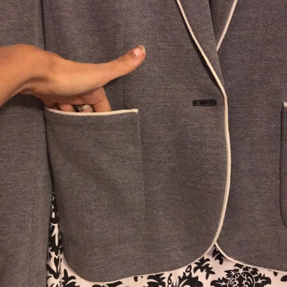 Tommy Hilfiger navy blazer - Picture 3 of 4